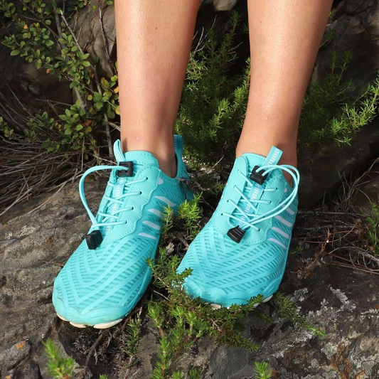 The Wide Toe AeroGrip™ Sneaker